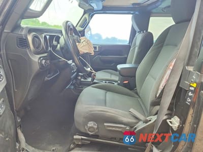 Zdjęcie 7 z 13 samochodu: 2020 JEEP WRANGLER SPORT VIN:1C4GJXAN1LW181044 - miniatura
