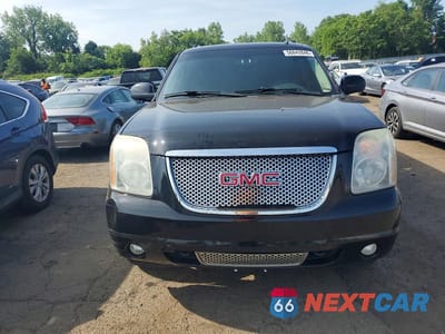 Piąte zdjęcie samochodu w środku: 2012 GMC YUKON XL DENALI VIN:1GKS2MEF4CR270070 - miniatura