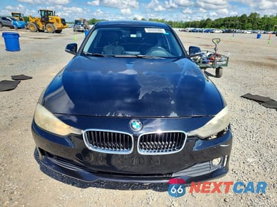 Piąte zdjęcie samochodu w środku: 2015 BMW 320 I XDRIVE VIN:WBA3C3G54FNT51512 - miniatura