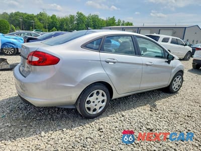 Trzecie zdjęcie samochodu z tyłu: 2013 FORD FIESTA SE VIN:3FADP4BJ2DM217987 - miniatura