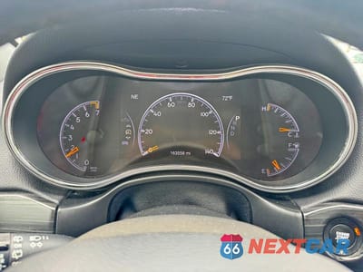 Zdjęcie 8 z 13 samochodu: 2019 JEEP GRAND CHEROKEE LIMITED VIN:1C4RJFBG2KC726042 - miniatura