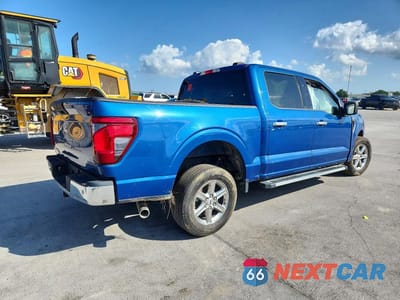 Trzecie zdjęcie samochodu z tyłu: 2025 FORD F150 XLT VIN:1FTEW3K57SKE33773 - miniatura