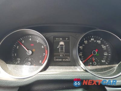 Zdjęcie 9 z 12 samochodu: 2018 VOLKSWAGEN PASSAT S VIN:1VWAA7A39JC009215 - miniatura