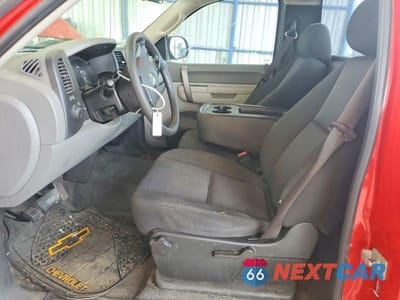 Zdjęcie 7 z 12 samochodu: 2010 CHEVROLET SILVERADO C1500 VIN:1GCPCPEX2AZ266881 - miniatura