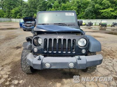 Piąte zdjęcie samochodu w środku: 2015 JEEP WRANGLER UNLIMITED SPORT VIN:1C4BJWDG2FL755447 - miniatura
