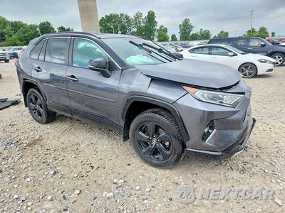 Czwarte zdjęcie samochodu z boku: 2020 TOYOTA RAV4 XSE VIN:2T3EWRFV3LW071575 - miniatura