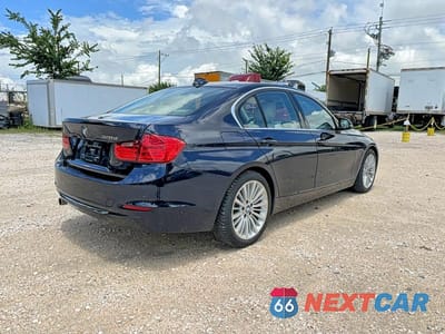 Czwarte zdjęcie samochodu z boku: 2015 BMW 328 D VIN:WBA3D3C54FK157700 - miniatura