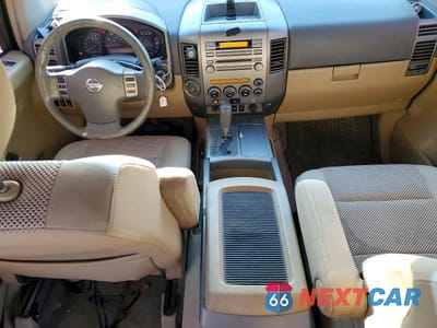 Zdjęcie 8 z 12 samochodu: 2006 NISSAN ARMADA SE VIN:5N1AA08B76N715789 - miniatura