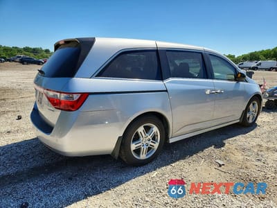 Trzecie zdjęcie samochodu z tyłu: 2013 HONDA ODYSSEY TOURING VIN:5FNRL5H99DB017286 - miniatura