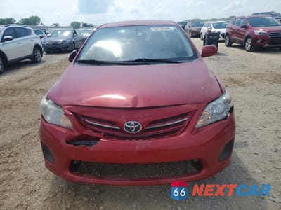 Piąte zdjęcie samochodu w środku: 2013 TOYOTA COROLLA LE VIN:5YFBU4EE8DP088350 - miniatura