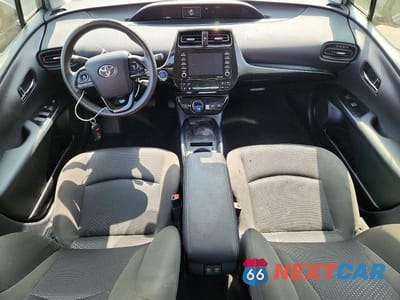 Zdjęcie 8 z 12 samochodu: 2021 TOYOTA PRIUS LE VIN:JTDKAMFUXM3150953 - miniatura