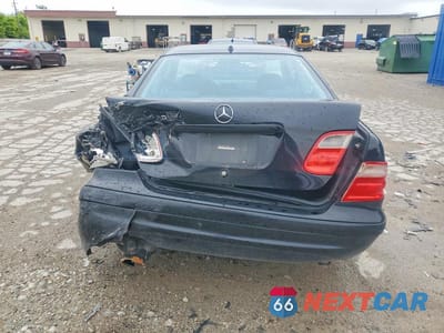Zdjęcie 6 z 13 samochodu: 2000 MERCEDES-BENZ CLK 430 VIN:WDBLJ70G8YF116358 - miniatura