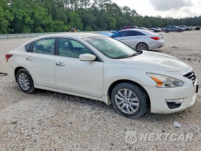 Czwarte zdjęcie samochodu z boku: 2015 NISSAN ALTIMA 2.5 S VIN:1N4AL3AP3FN383815 - miniatura