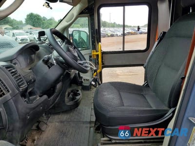 Zdjęcie 7 z 12 samochodu: 2022 RAM PROMASTER 3500 DELIVERY TRUCK VIN:3C7WRVMG2NE117276 - miniatura