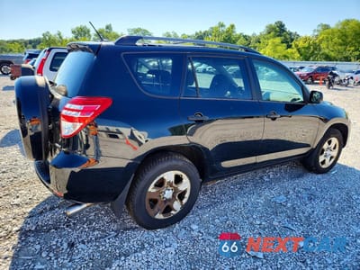 Trzecie zdjęcie samochodu z tyłu: 2010 TOYOTA RAV4 BASE VIN:2T3BF4DV3AW037013 - miniatura