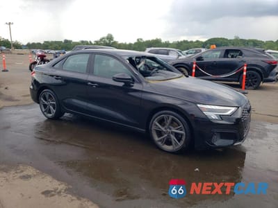 Czwarte zdjęcie samochodu z boku: 2024 AUDI A3 PREMIUM PLUS VIN:WAUHUDGY4RA095919 - miniatura