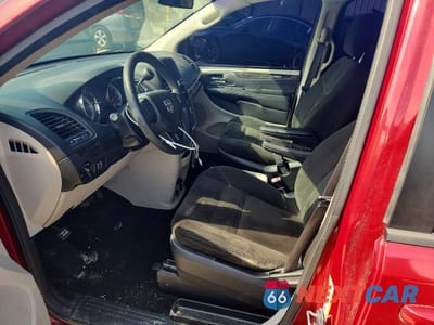Zdjęcie 7 z 13 samochodu: 2015 DODGE GRAND CARAVAN SE VIN:2C4RDGBG1FR605903 - miniatura