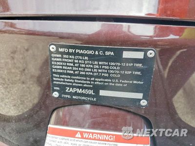 Zdjęcie 9 z 9 samochodu: 2013 VESPA GTS 300 SUPER VIN:ZAPM459L7D5901695 - miniatura