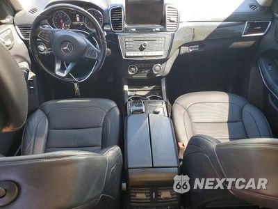 Zdjęcie 8 z 12 samochodu: 2018 MERCEDES-BENZ GLS 550 4MATIC VIN:4JGDF7DE8JB025194 - miniatura