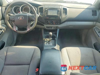 Zdjęcie 8 z 12 samochodu: 2015 TOYOTA TACOMA ACCESS CAB VIN:5TFTX4CN7FX065564 - miniatura