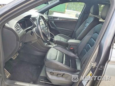 Zdjęcie 7 z 13 samochodu: 2019 VOLKSWAGEN TIGUAN SEL PREMIUM VIN:3VV4B7AX2KM194886 - miniatura
