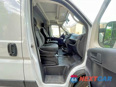 Piąte zdjęcie samochodu w środku: 2019 RAM PROMASTER 2500 2500 HIGH VIN:3C6TRVDG1KE563504 - miniatura