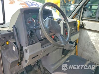 Zdjęcie 8 z 13 samochodu: 2013 ISUZU NPR HD STEP VAN VIN:JALB4T176D7W00088 - miniatura