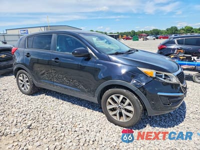 Czwarte zdjęcie samochodu z boku: 2016 KIA SPORTAGE LX VIN:KNDPBCAC1G7867766 - miniatura