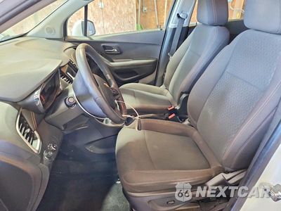 Zdjęcie 7 z 13 samochodu: 2018 CHEVROLET TRAX LS VIN:KL7CJNSB4JB645811 - miniatura