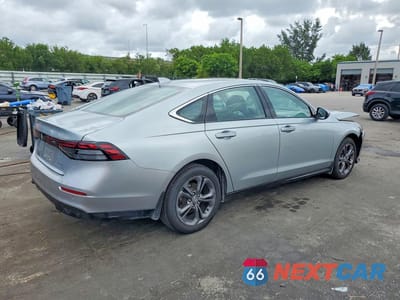 Trzecie zdjęcie samochodu z tyłu: 2024 HONDA ACCORD HYBRID EXL VIN:1HGCY2F61RA091947 - miniatura