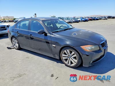 Czwarte zdjęcie samochodu z boku: 2007 BMW 328 I SULEV VIN:WBAVC535X7FZ79953 - miniatura