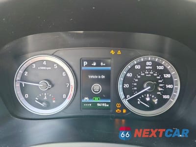 Zdjęcie 9 z 12 samochodu: 2018 HYUNDAI SONATA LIMITED VIN:5NPE34AFXJH707599 - miniatura
