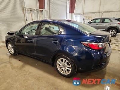 Drugie zdjęcie samochodu z przodu: 2017 TOYOTA YARIS IA BASE VIN:3MYDLBYV8HY196048 - miniatura