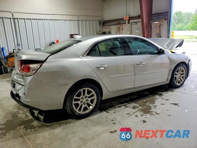 Trzecie zdjęcie samochodu z tyłu: 2015 CHEVROLET MALIBU 1LT VIN:1G11C5SL4FU153572 - miniatura