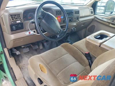 Zdjęcie 8 z 12 samochodu: 2002 FORD F350 SUPER DUTY VIN:1FDWX36F52EC33991 - miniatura