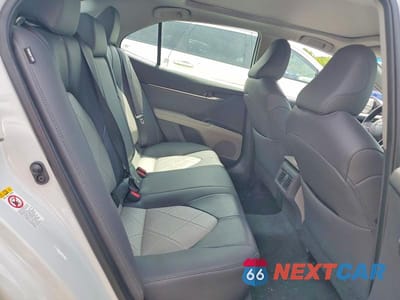 Zdjęcie 10 z 12 samochodu: 2018 TOYOTA CAMRY XLE VIN:4T1B11HK7JU074586 - miniatura