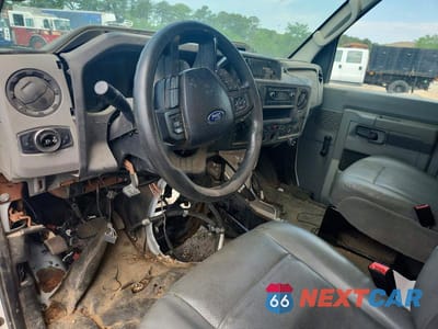 Zdjęcie 8 z 13 samochodu: 2022 FORD ECONOLINE E350 SUPER DUTY CUTAWAY VAN VIN:1FDWE3FK0NDC01625 - miniatura