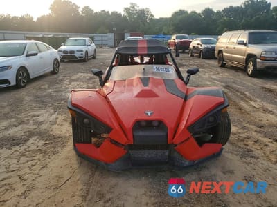 Drugie zdjęcie samochodu z przodu: 2016 POLARIS SLINGSHOT SL VIN:57XAAPFA7G5109859 - miniatura