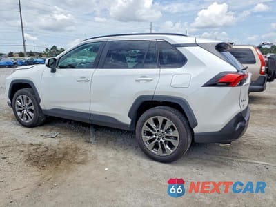 Drugie zdjęcie samochodu z przodu: 2023 TOYOTA RAV4 XLE PREMIUM VIN:2T3C1RFV8PW251534 - miniatura