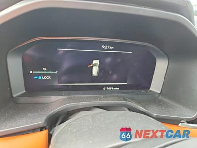 Zdjęcie 9 z 13 samochodu: 2023 MITSUBISHI OUTLANDER SEL VIN:JA4T5VA9XPZ033791 - miniatura