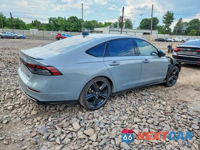 Trzecie zdjęcie samochodu z tyłu: 2024 HONDA ACCORD HYBRID SPORT-L VIN:1HGCY2F76RA064641 - miniatura