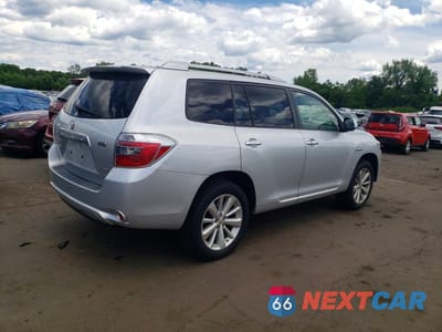 Trzecie zdjęcie samochodu z tyłu: 2010 TOYOTA HIGHLANDER HYBRID LIMITED VIN:JTEJW3EH1A2045744 - miniatura