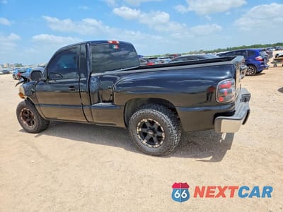 Drugie zdjęcie samochodu z przodu: 2003 GMC NEW SIERRA C1500 VIN:1GTEC14V53Z103729 - miniatura