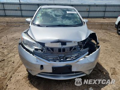 Piąte zdjęcie samochodu w środku: 2017 NISSAN VERSA NOTE SV VIN:3N1CE2CP7HL363318 - miniatura