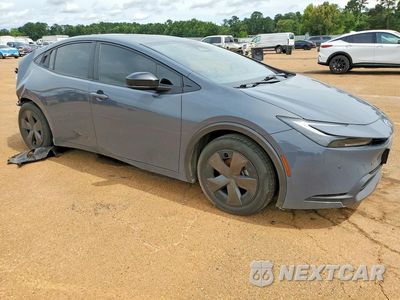 Czwarte zdjęcie samochodu z boku: 2023 TOYOTA PRIUS LE VIN:JTDACAAU6P3007305 - miniatura