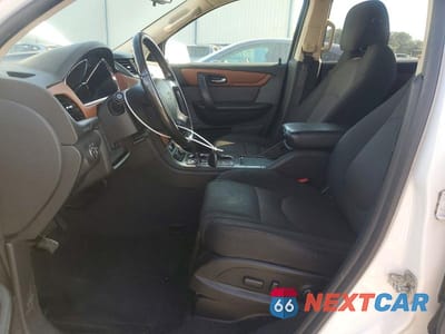 Zdjęcie 7 z 13 samochodu: 2017 CHEVROLET TRAVERSE LT VIN:1GNKRGKD3HJ221306 - miniatura