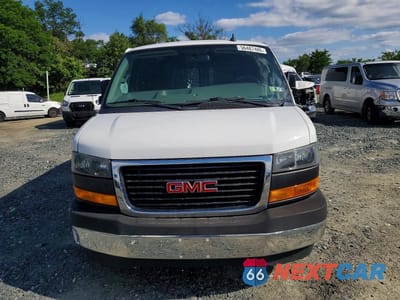 Piąte zdjęcie samochodu w środku: 2020 GMC SAVANA 2500 CARGO DELIVERY VAN VIN:1GTW7AFG5L1255905 - miniatura