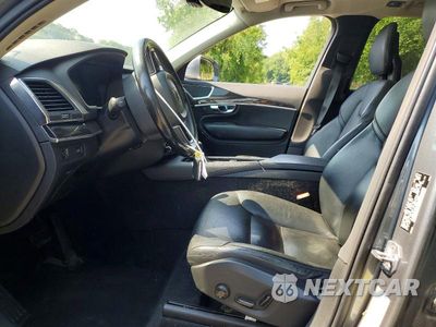 Zdjęcie 7 z 13 samochodu: 2018 VOLVO XC90 T5 VIN:YV4102PK3J1357673 - miniatura