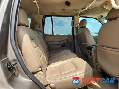 Zdjęcie 11 z 13 samochodu: 2002 FORD EXPLORER XLT VIN:1FMZU63E72ZC41151 - miniatura