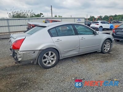 Trzecie zdjęcie samochodu z tyłu: 2004 NISSAN MAXIMA 3.5 SE VIN:1N4BA41E24C887151 - miniatura